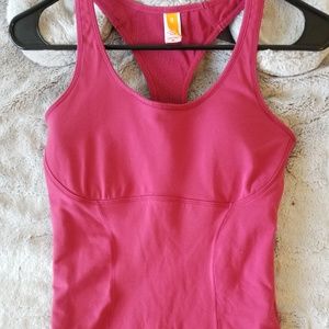 Lucy athletic top